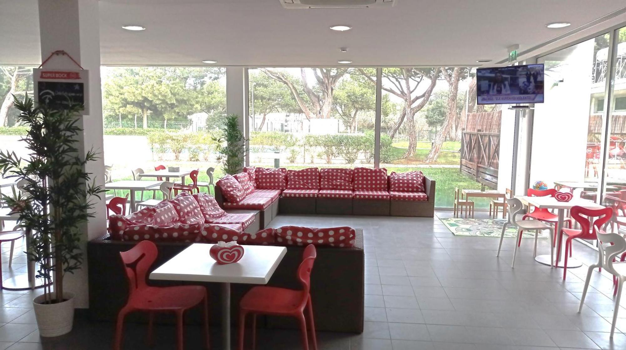 فندق Parque De Campismo Orbitur Guincho كاسكايس المظهر الخارجي الصورة